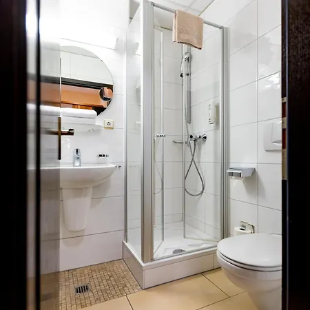 Otel Alter Kranen Würzburg