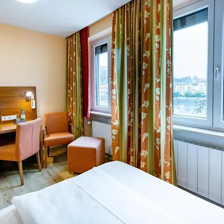 Alter Kranen Otel 3*