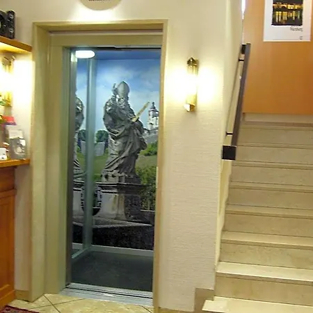 Alter Kranen Hotell Würzburg