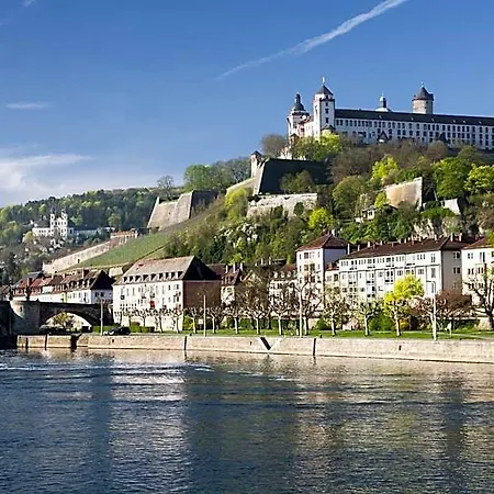 Alter Kranen Hotell Würzburg