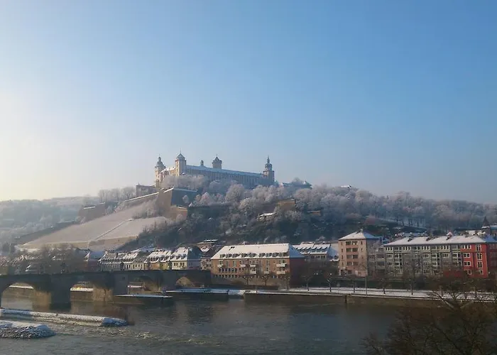 Alter Kranen Hotel 3*